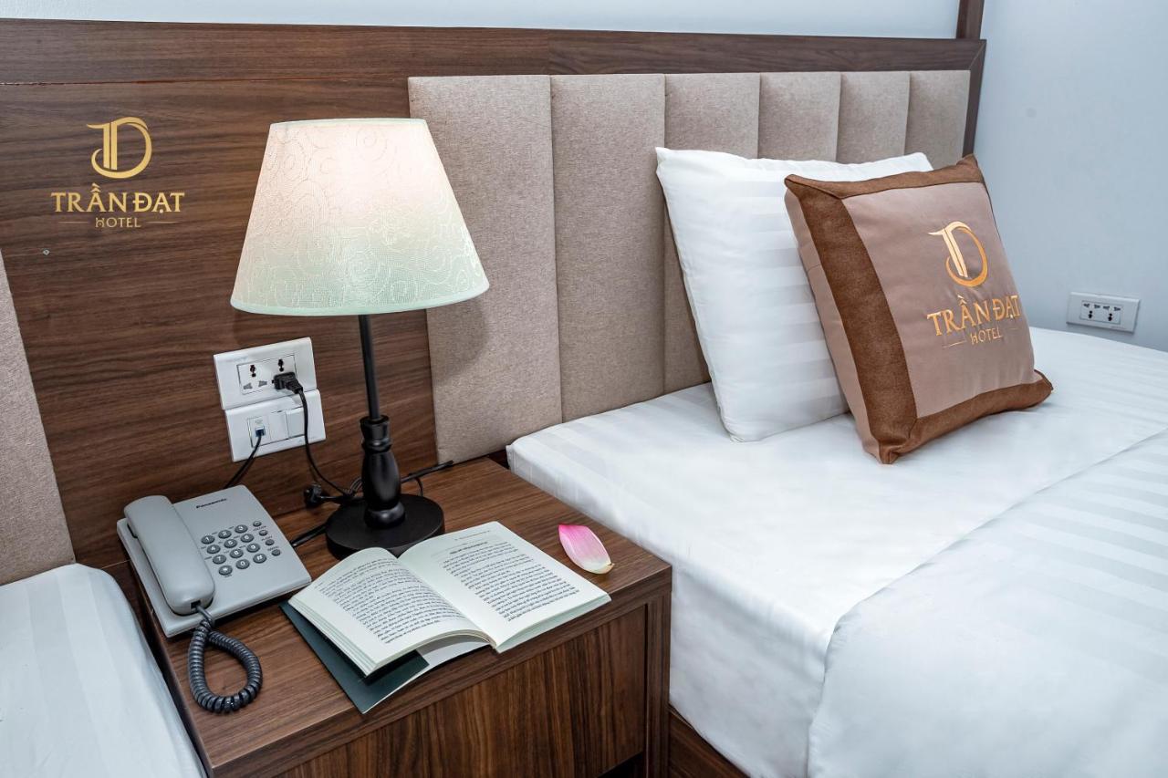 Tran Dat Hotel Ha Long Bagian luar foto
