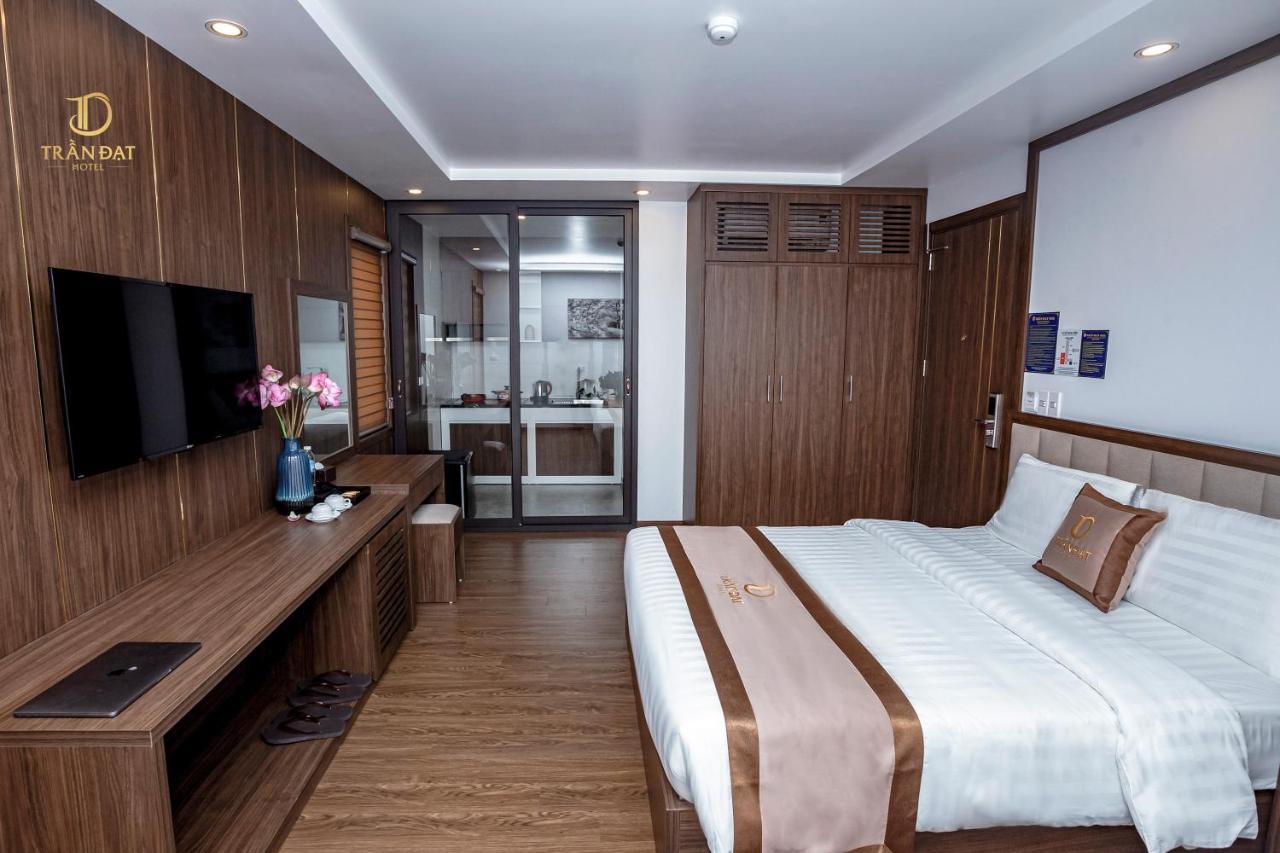 Tran Dat Hotel Ha Long Bagian luar foto