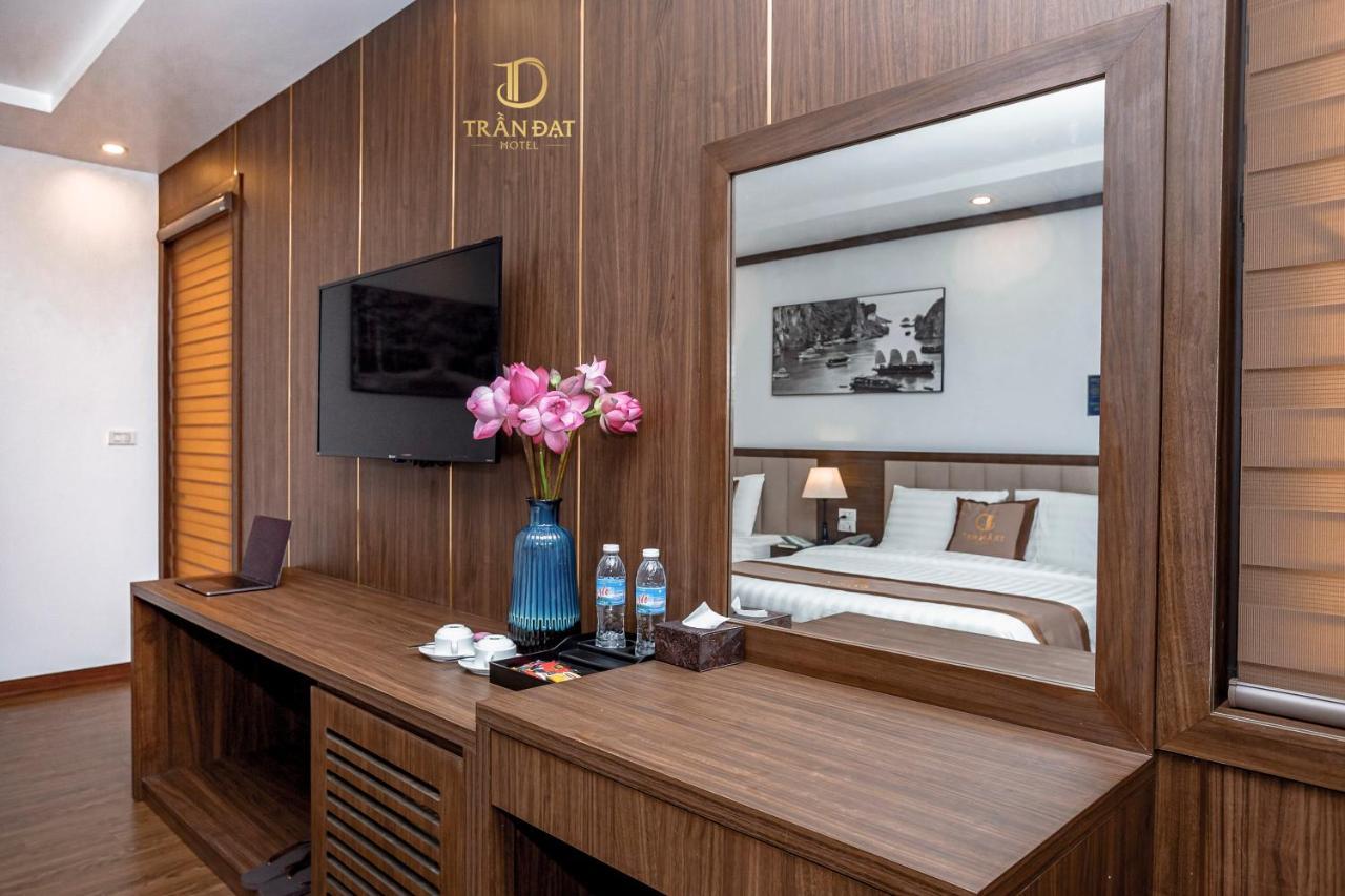 Tran Dat Hotel Ha Long Bagian luar foto