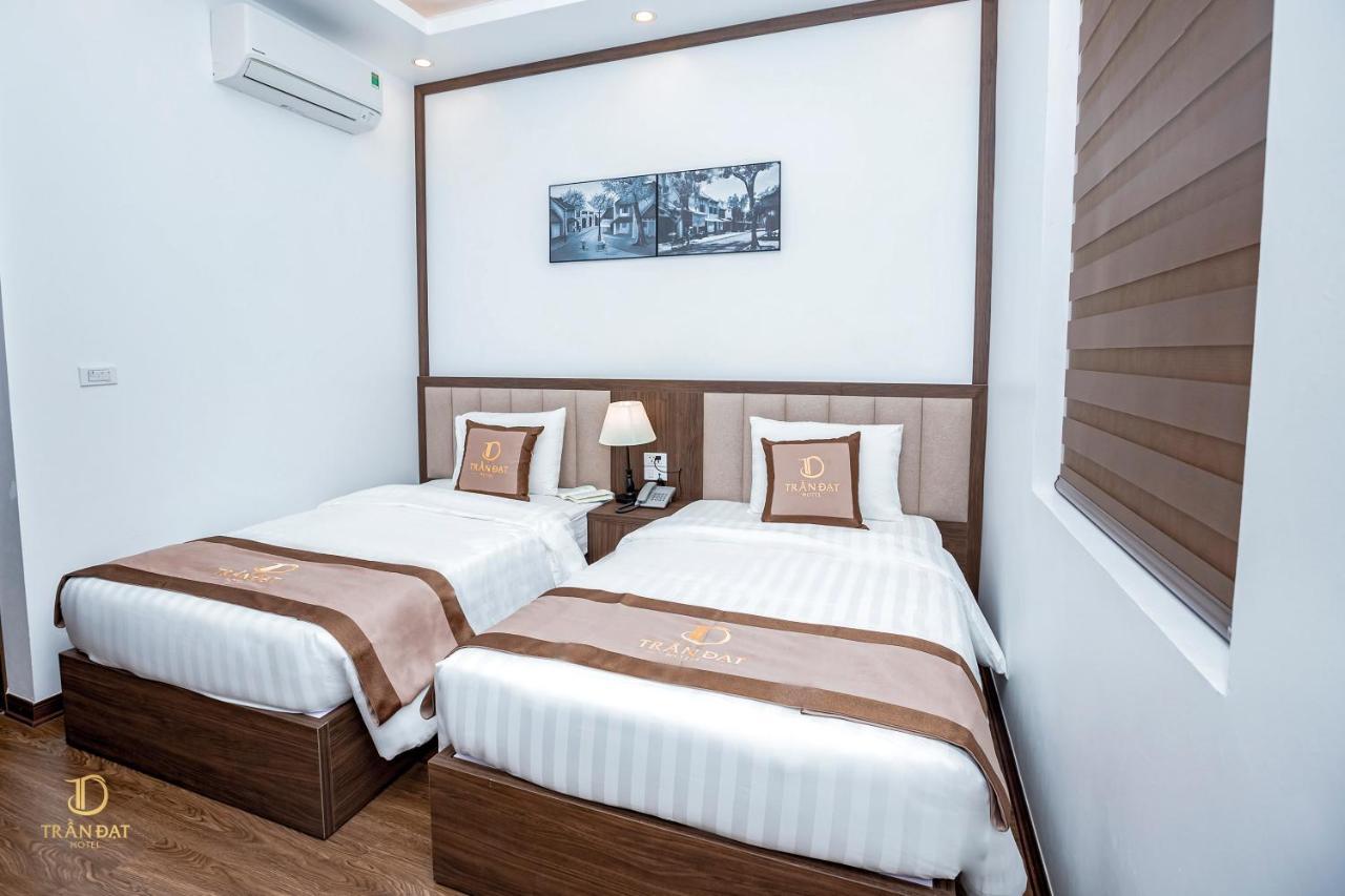 Tran Dat Hotel Ha Long Bagian luar foto